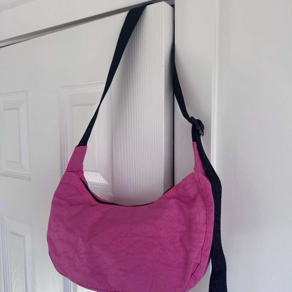 BAGGU Small Nylon Crescent Bag | Hot Pink - Picture 5 of 6